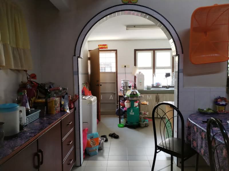 Rumah Teres 1.5 Tingkat untuk Dijual di Taman Ketari (Bentong) - Lydia Lim - Kitchen - PropertyGuru.com.my