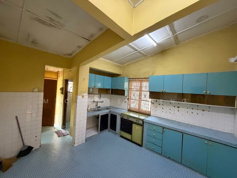 1-storey Terraced House for Sale in Silibin (Ipoh) - Michelle Cheng - Kitchen - PropertyGuru.com.my