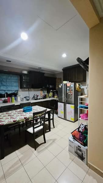 Rumah Berkembar untuk Dijual di Taman Kajang Impian (Kajang) - Azira Ahmad - Kitchen - PropertyGuru.com.my