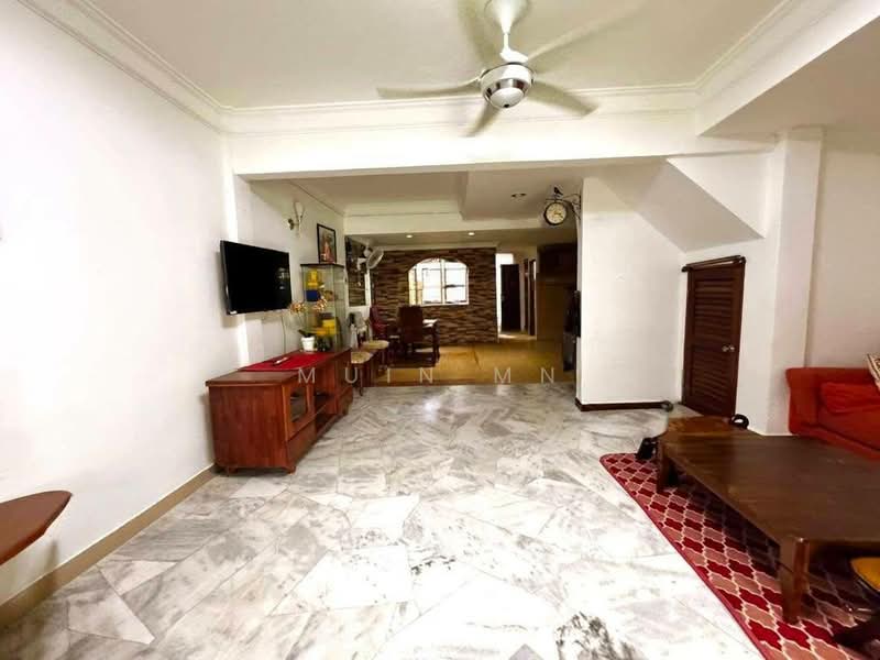 Rumah Teres untuk Dijual di Taman Batu Caves (Batu Caves) - Muin Mn - Living Room - PropertyGuru.com.my