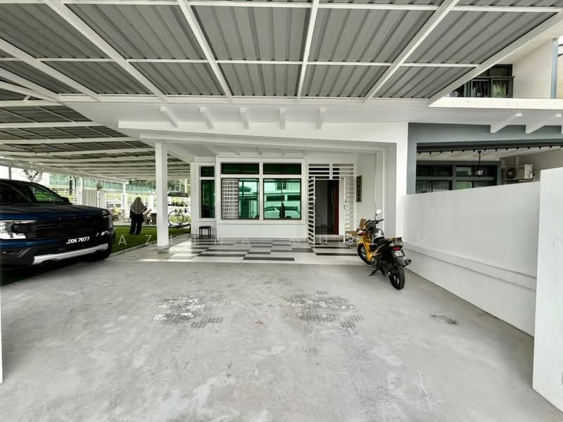 Rumah Teres 2 Tingkat untuk Dijual di Taman Bukit Dahlia (Pasir Gudang) - Azlina Muslim - PropertyGuru.com.my
