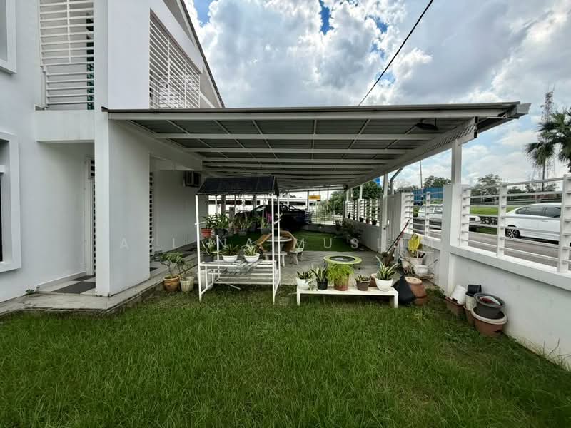 Rumah Teres 2 Tingkat untuk Dijual di Taman Bukit Dahlia (Pasir Gudang) - Azlina Muslim - PropertyGuru.com.my