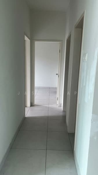 Service Residence for Sale at Majestic Maxim - Jason Yap - Corridor - PropertyGuru.com.my