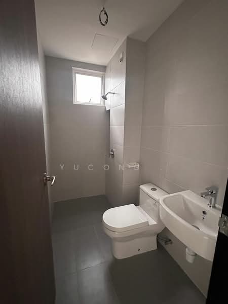 Servis Apartment untuk Dijual di TRELLIS RESIDENCES - Yucong . - Bathroom - PropertyGuru.com.my