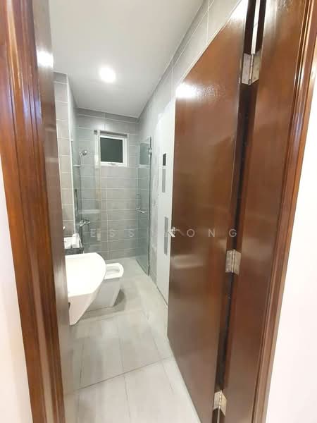 Servis Apartment untuk Disewa di Paragon Residences @ Straits View - Bess Wong - Bathroom - PropertyGuru.com.my