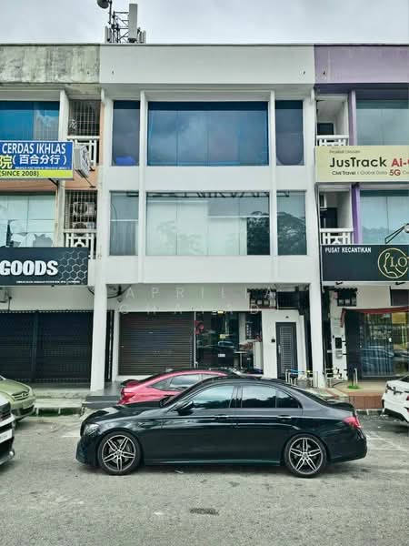 Shop / Office for Rent in Taman Molek (Johor Bahru) - APRILIA CHAYADI - PropertyGuru.com.my