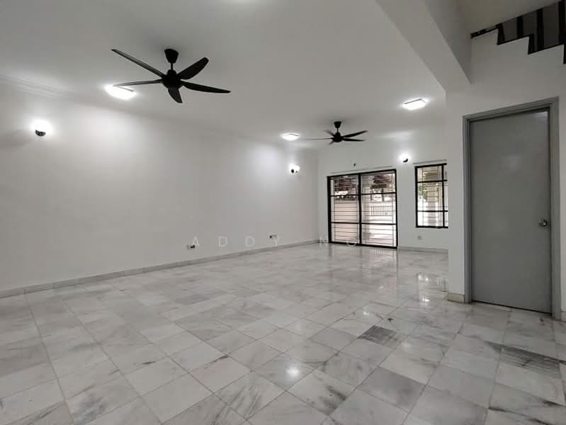 2-storey Terraced House for Sale in Alam Damai (Cheras) - Addy Ng - Living Room - PropertyGuru.com.my