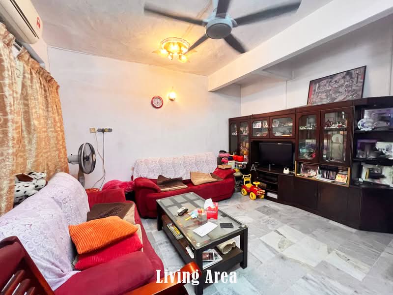 2-storey Terraced House for Sale in Malim Nawar (Perak) - Kevin Chai - Living Room - PropertyGuru.com.my