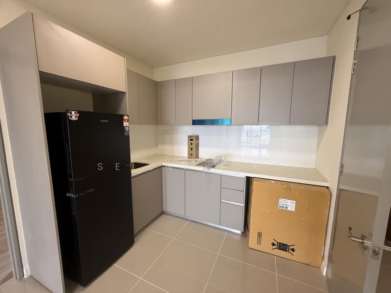 Servis Apartment untuk Disewa di 8th & Stellar - SELENA YONG - Kitchen - PropertyGuru.com.my