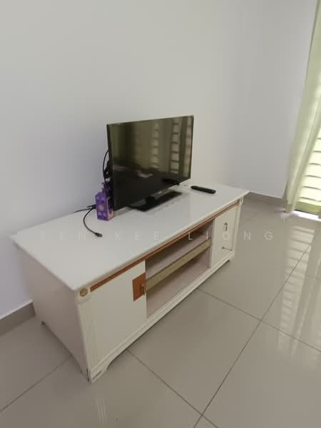 Kondominium untuk Disewa di The Wharf Residence - YEN KEE LIONG - Living Room - PropertyGuru.com.my