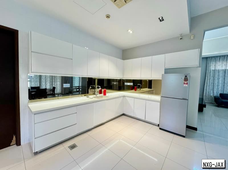 Bungalow for Rent in Setia Eco Park (Setia Alam) - Reilynn Tue - Kitchen - PropertyGuru.com.my