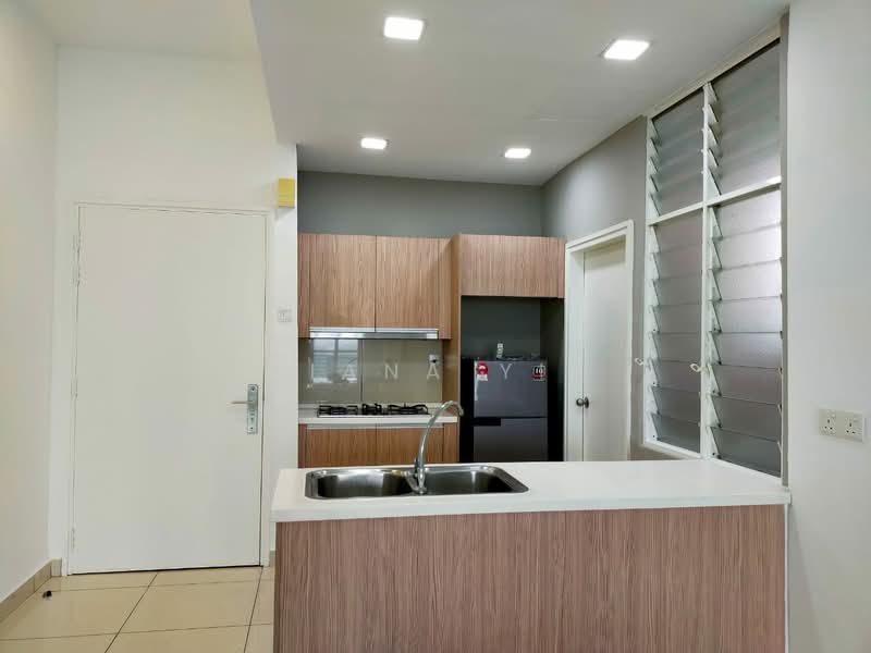 Condominium for Rent at Sri Putramas III / Royal Regent - Diana Yii - Kitchen - PropertyGuru.com.my