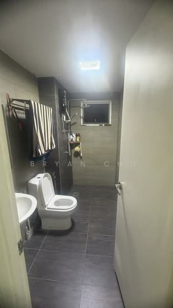 Apartment for Sale at Pangsapuri Miro - Bryan Cho - Bathroom - PropertyGuru.com.my