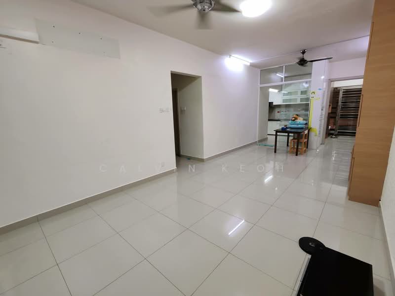 Kondominium untuk Dijual di Gardens Ville - Calvin Keoh - Living Room - PropertyGuru.com.my