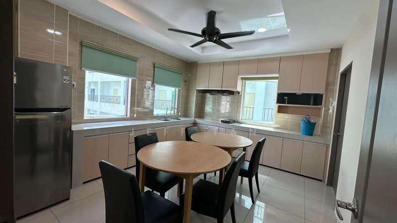 Kondominium untuk Disewa di Loyal Garden Residences - Jeff Tan - Kitchen - PropertyGuru.com.my