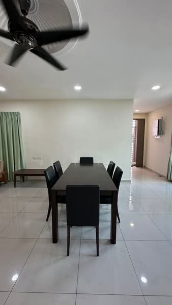 Kondominium untuk Disewa di Loyal Garden Residences - Jeff Tan - Dining Room - PropertyGuru.com.my