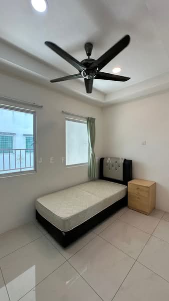 Kondominium untuk Disewa di Loyal Garden Residences - Jeff Tan - Bedroom - PropertyGuru.com.my