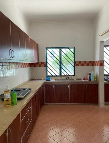 Semi-Detached House for Rent in Taman Seri Damai (Kajang) - Levis Chan - Kitchen - PropertyGuru.com.my