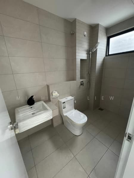 Rumah Teres 2 Tingkat untuk Disewa di Telok Panglima Garang (Selangor) - Michelle Liew - Bathroom - PropertyGuru.com.my