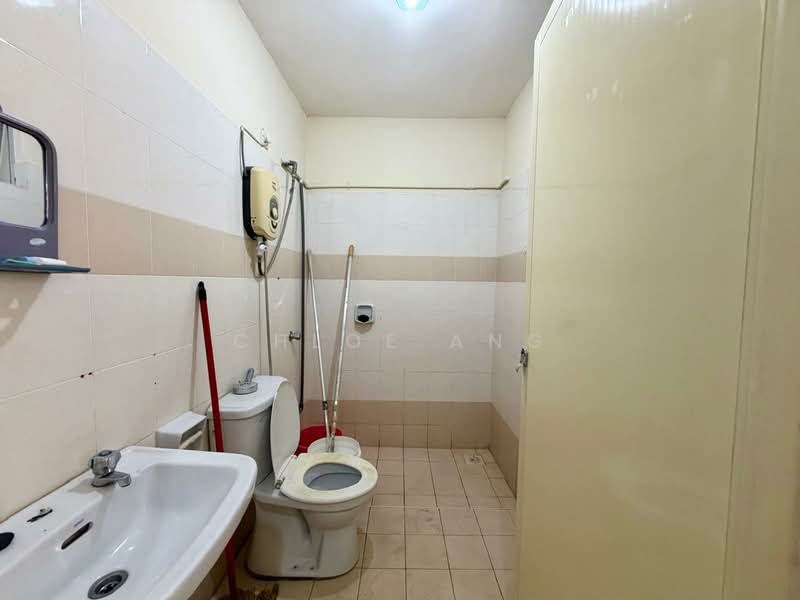 2-storey Terraced House for Rent in Bukit Mertajam (Penang) - Chloe Ang - Bathroom - PropertyGuru.com.my