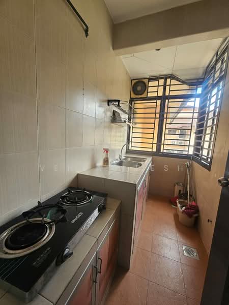 Apartment for Sale at Larkin Residence - Venkat Desh - Kitchen - PropertyGuru.com.my