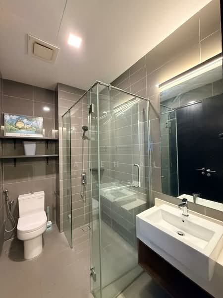 Kondominium untuk Disewa di The Estate - Fateh AL - Bathroom - PropertyGuru.com.my