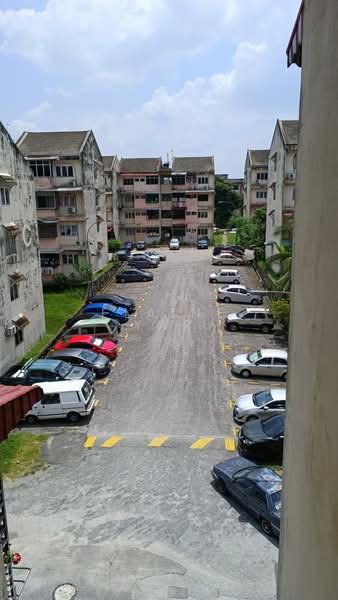 Pangsapuri untuk Dijual di Taman Megah Cheras Apartment - Elaine Yap - Exterior - PropertyGuru.com.my