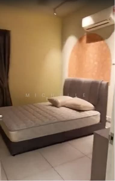 Servis Apartment untuk Dijual di Majestic Maxim - Michelle Tan - Bedroom - PropertyGuru.com.my