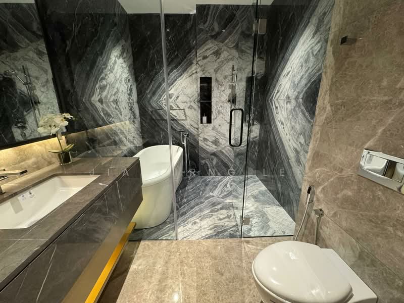 Servis Apartment untuk Dijual di Orion Residence Bukit Bintang - Jia Yirng Lee - Bathroom - PropertyGuru.com.my