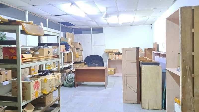Shop for Rent in Jalan Klang Lama (Old Klang Road) (Kuala Lumpur) - Hang Po Lau - Interior - PropertyGuru.com.my