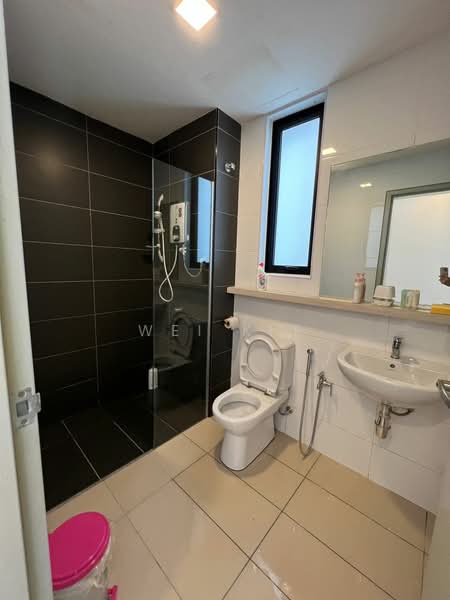Servis Apartment untuk Disewa di Utropolis Urbano - Wei Kit - Bathroom - PropertyGuru.com.my