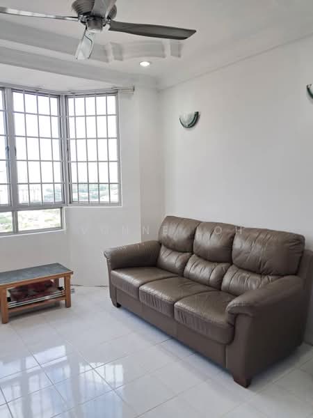 Condominium for Rent at Jay Series (Greenlane Heights Block J) - Yvonne Loh - Living Room - PropertyGuru.com.my