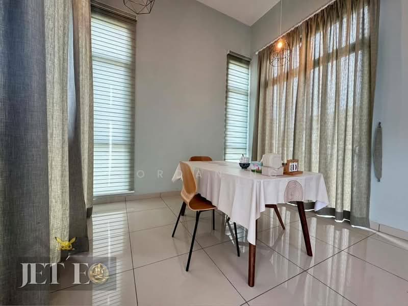 Semi-Detached House for Sale in Setia Alam (Selangor) - Jordan Ng - Dining Room - PropertyGuru.com.my