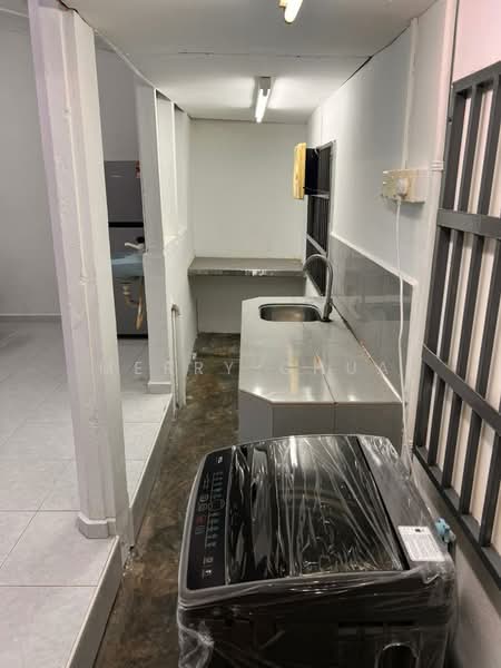 Rumah Teres 1 Tingkat untuk Disewa di Taman Sri Skudai (Skudai) - Merry Chua - Kitchen - PropertyGuru.com.my