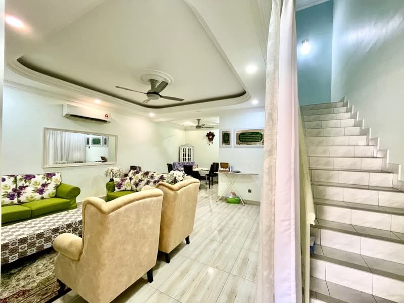 2-storey Terraced House for Sale in Seksyen 8 (Bangi) - Mahzah Mohd Rapiee - Living Room - PropertyGuru.com.my