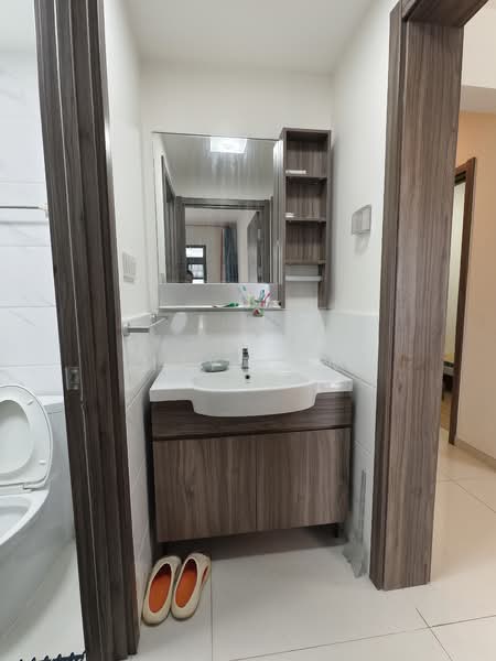 Apartment for Rent at Starview Bay @ Forest City - May Low - fully-furnished-1br-condo.jpg - PropertyGuru.com.my