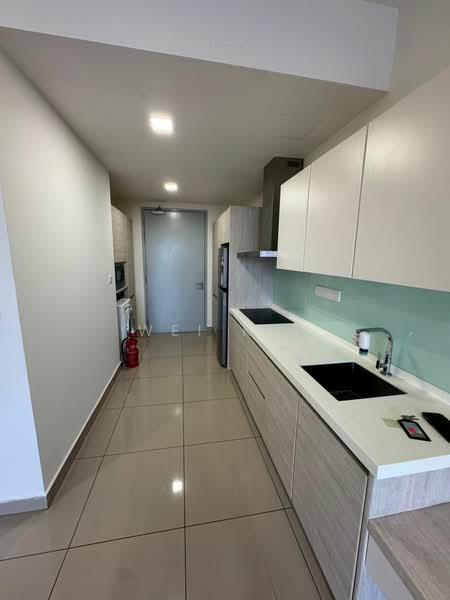 Servis Apartment untuk Disewa di Utropolis Suites 2 - Wei Kit - Kitchen - PropertyGuru.com.my