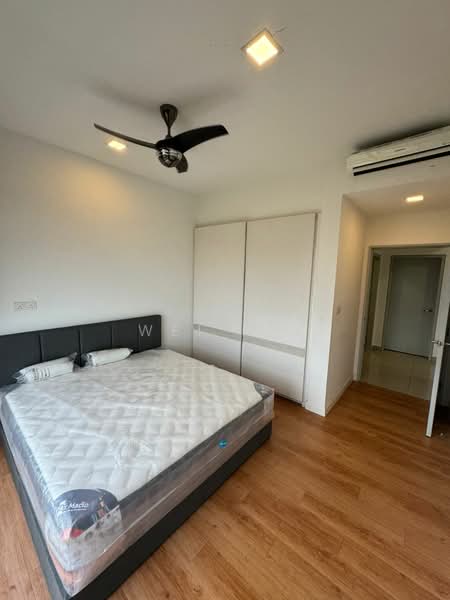 Servis Apartment untuk Disewa di Utropolis Suites 2 - Wei Kit - Bedroom - PropertyGuru.com.my