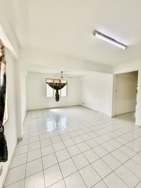 Apartment for Rent at Cempaka Apartment - Matthew Chin - Ruang Tamu - PropertyGuru.com.my