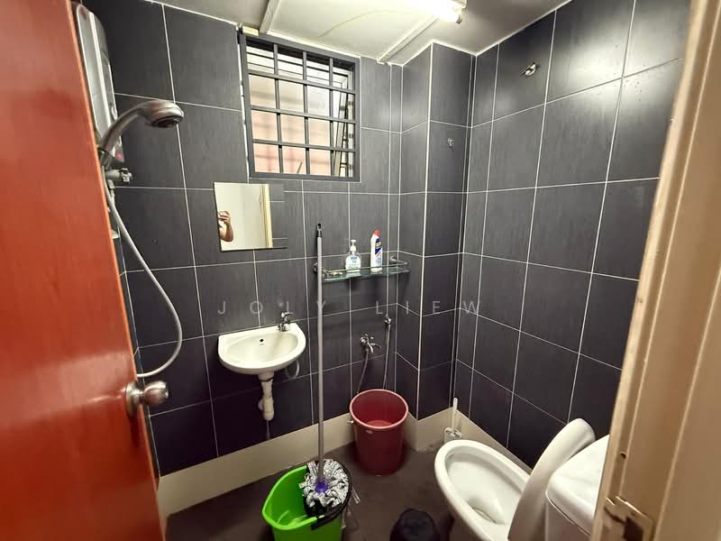 Rumah Teres 2 Tingkat untuk Disewa di Bandar Damai Perdana (Cheras) - Joly Liew - Bathroom - PropertyGuru.com.my