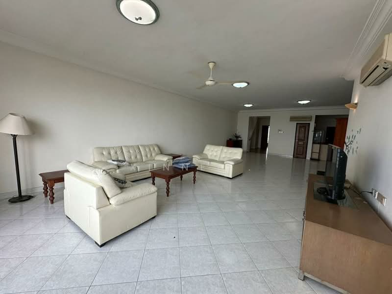Condominium for Rent at Gurney Beach Resort - Xinnee . - Living Room - PropertyGuru.com.my