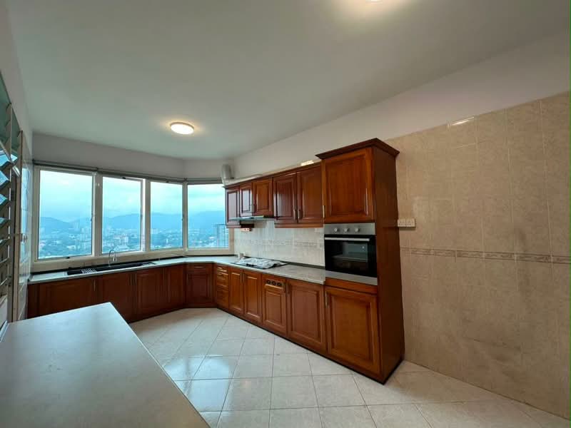 Kondominium untuk Disewa di Gurney Beach Resort - Xinnee . - Kitchen - PropertyGuru.com.my