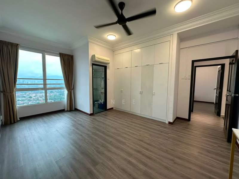 Kondominium untuk Disewa di Gurney Beach Resort - Xinnee . - View - PropertyGuru.com.my
