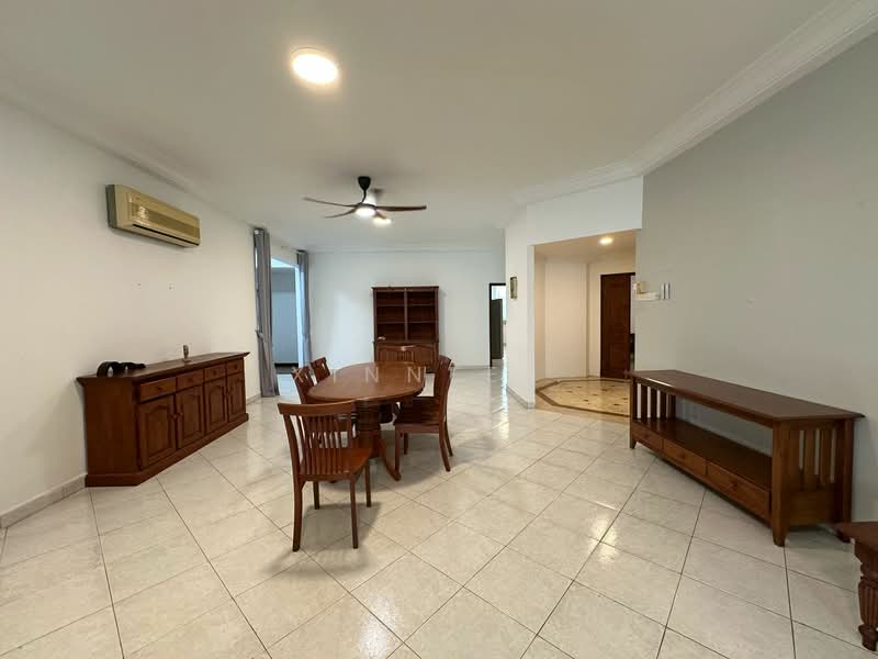 Condominium for Rent at Gurney Beach Resort - Xinnee . - Living Room - PropertyGuru.com.my