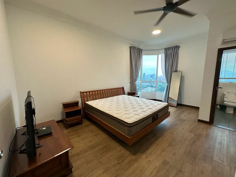 Condominium for Rent at Gurney Beach Resort - Xinnee . - Bedroom - PropertyGuru.com.my