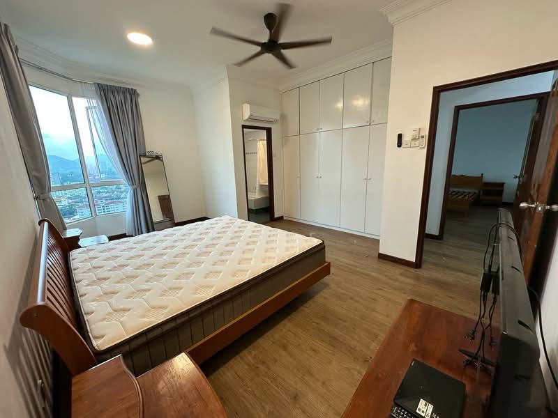 Condominium for Rent at Gurney Beach Resort - Xinnee . - Bedroom - PropertyGuru.com.my