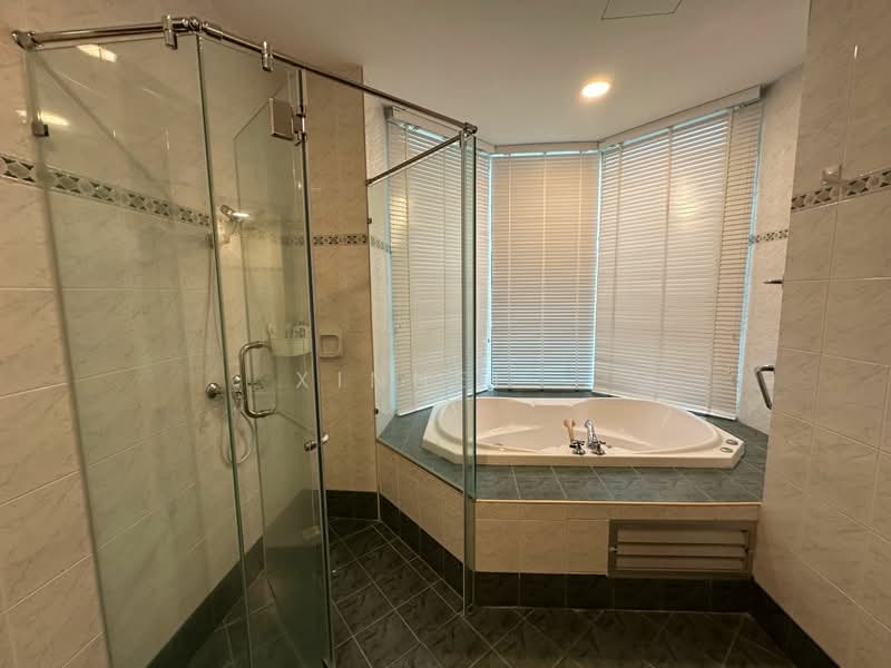 Condominium for Rent at Gurney Beach Resort - Xinnee . - Bathroom - PropertyGuru.com.my