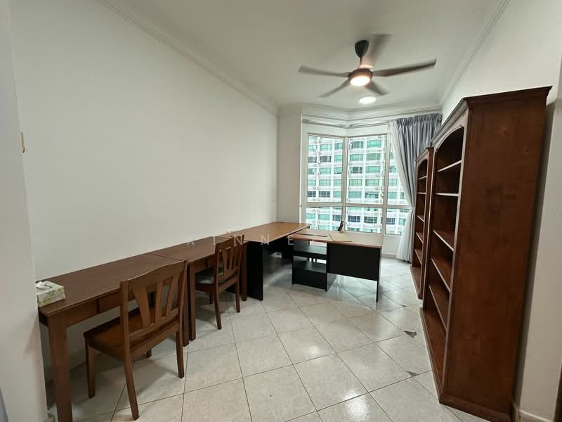Condominium for Rent at Gurney Beach Resort - Xinnee . - Study - PropertyGuru.com.my
