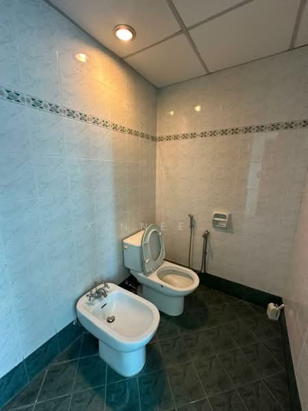 Condominium for Rent at Gurney Beach Resort - Xinnee . - Bathroom - PropertyGuru.com.my