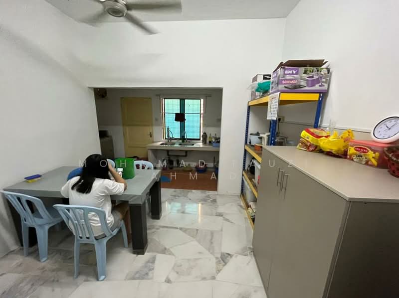 Rumah Teres 2 Tingkat untuk Dijual di Bandar Sungai Long (Selangor) - Mohamad Fauzi Ahmad - Kitchen - PropertyGuru.com.my